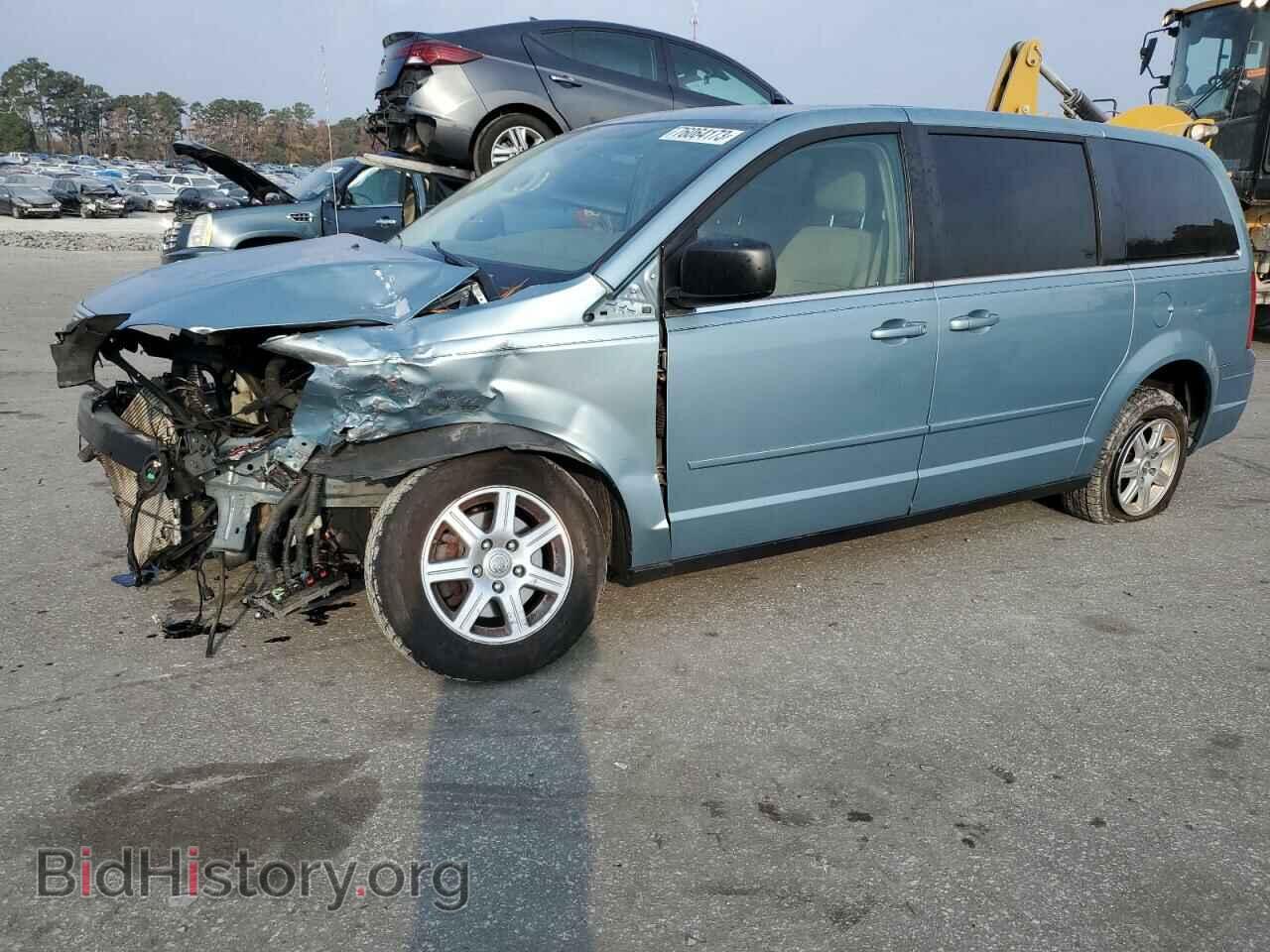 Photo 2A4RR2D11AR416006 - CHRYSLER MINIVAN 2010