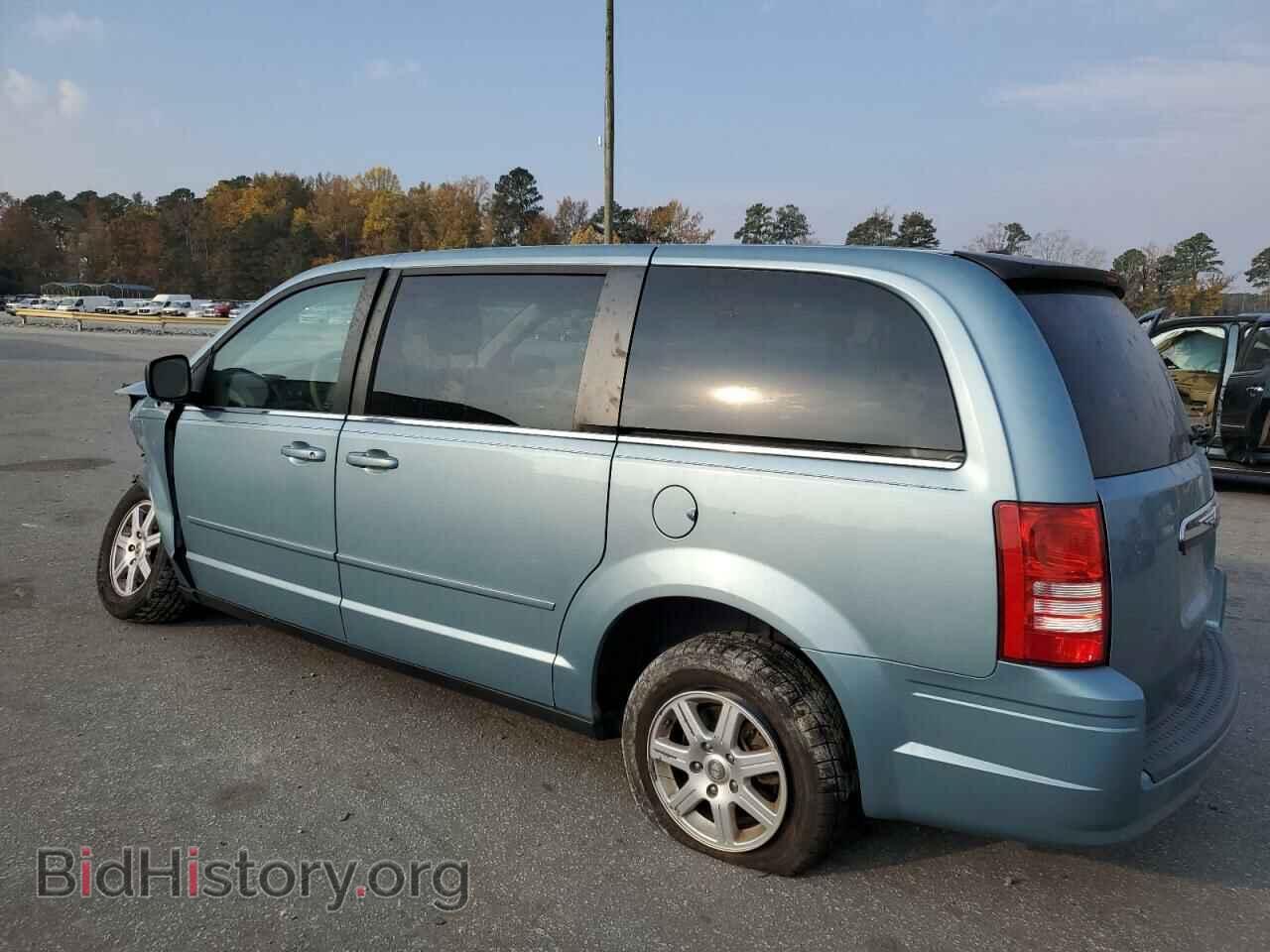 2010 CHRYSLER MINIVAN - VIN: 2A4RR2D11AR416006 - Photo 2