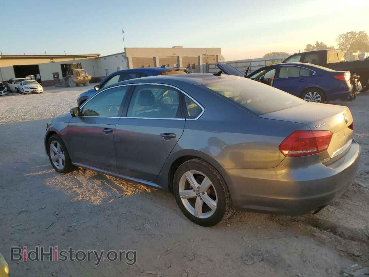 2015 VOLKSWAGEN PASSAT - VIN: 1VWAS7A30FC116092 - Фото 2