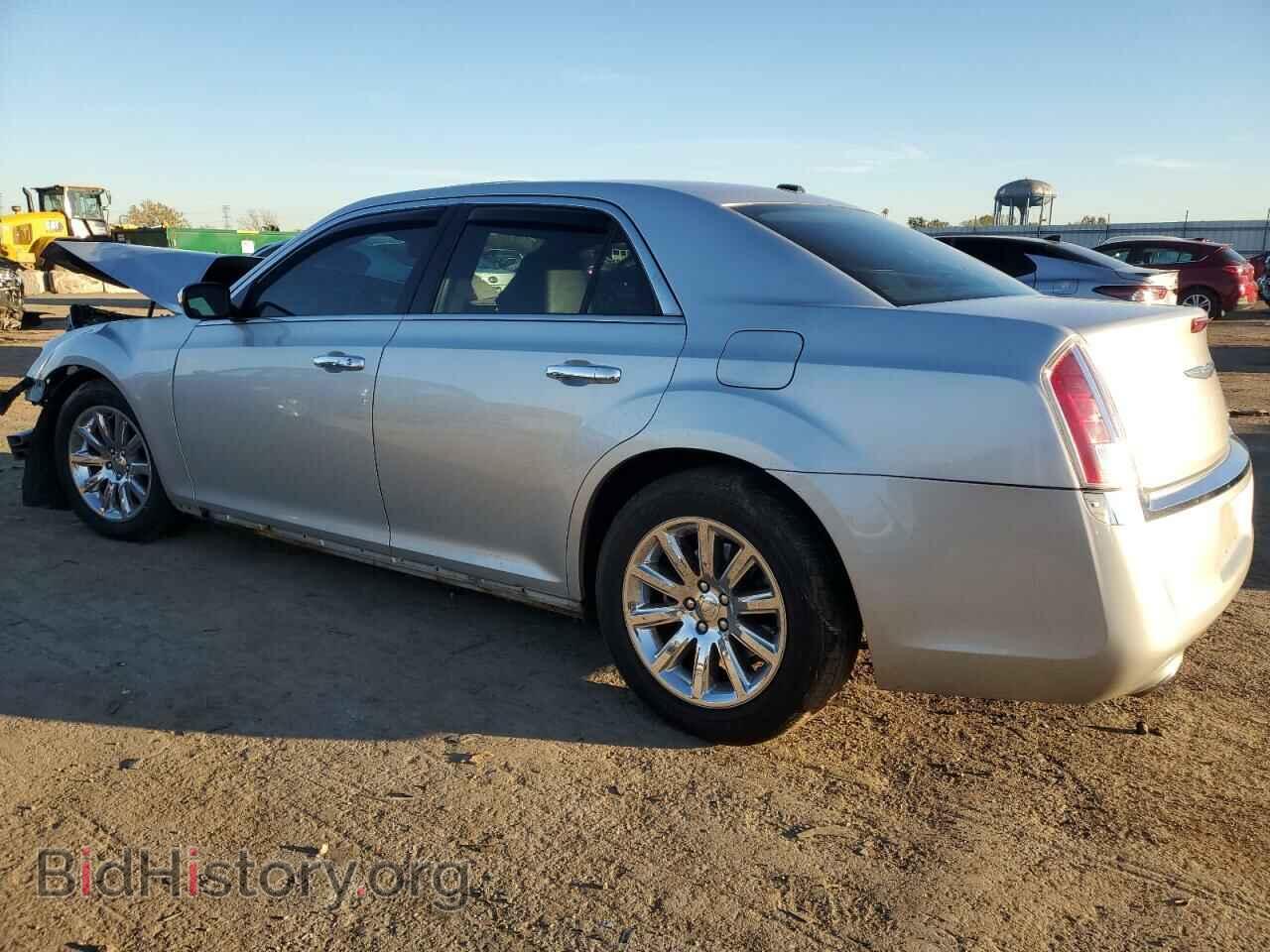 2012 CHRYSLER 300 - VIN: 2C3CCAET0CH251005 - Фото 2