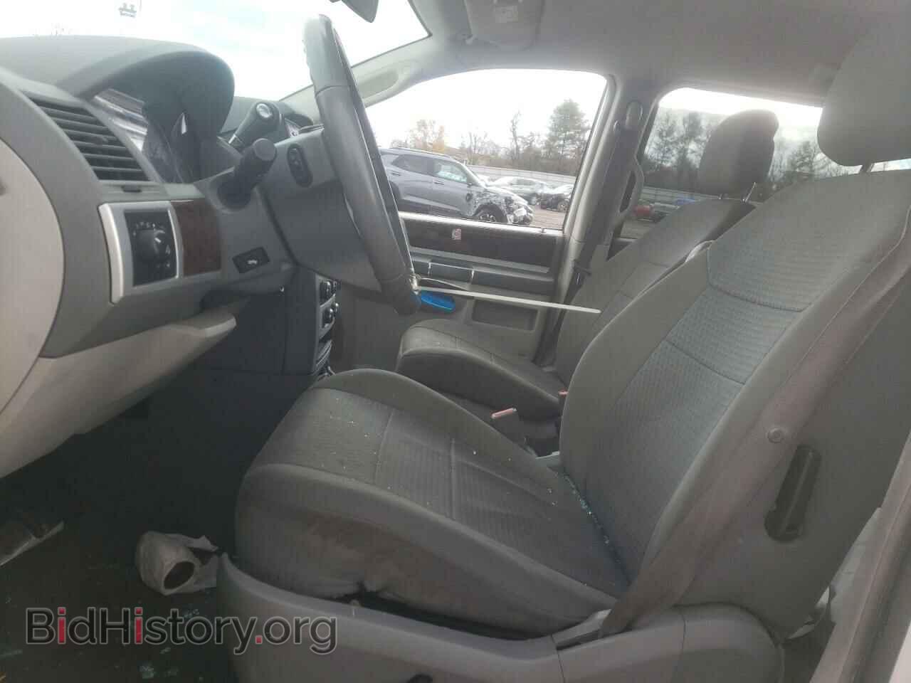 2010 CHRYSLER MINIVAN - VIN: 2A4RR5D10AR308929 - Фото 7