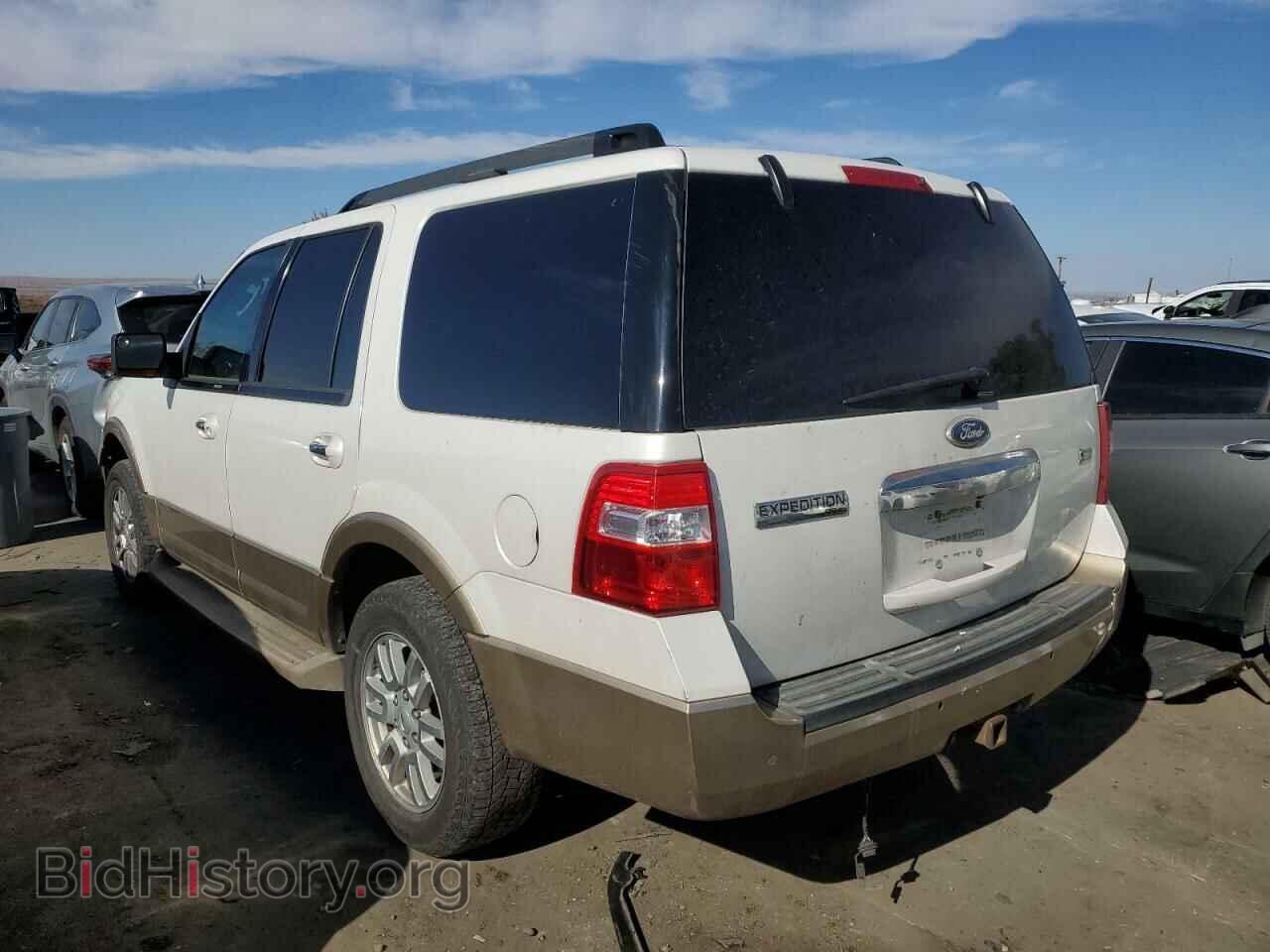2011 FORD EXPEDITION - VIN: 1FMJU1H56BEF06772 - Фото 2