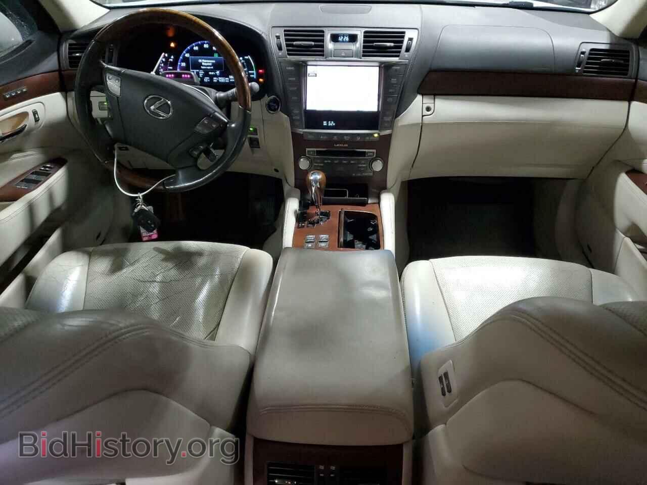2012 LEXUS LS600 - VIN: JTHDU1EF3C5015073 - Photo 8