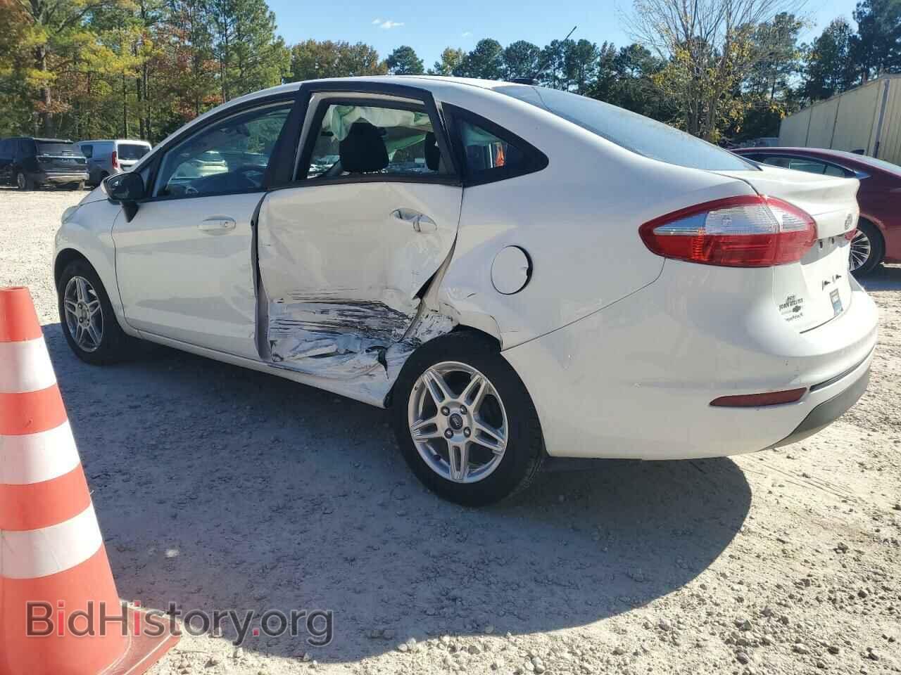 2019 FORD FIESTA - VIN: 3FADP4BJ3KM160664 - Фото 2
