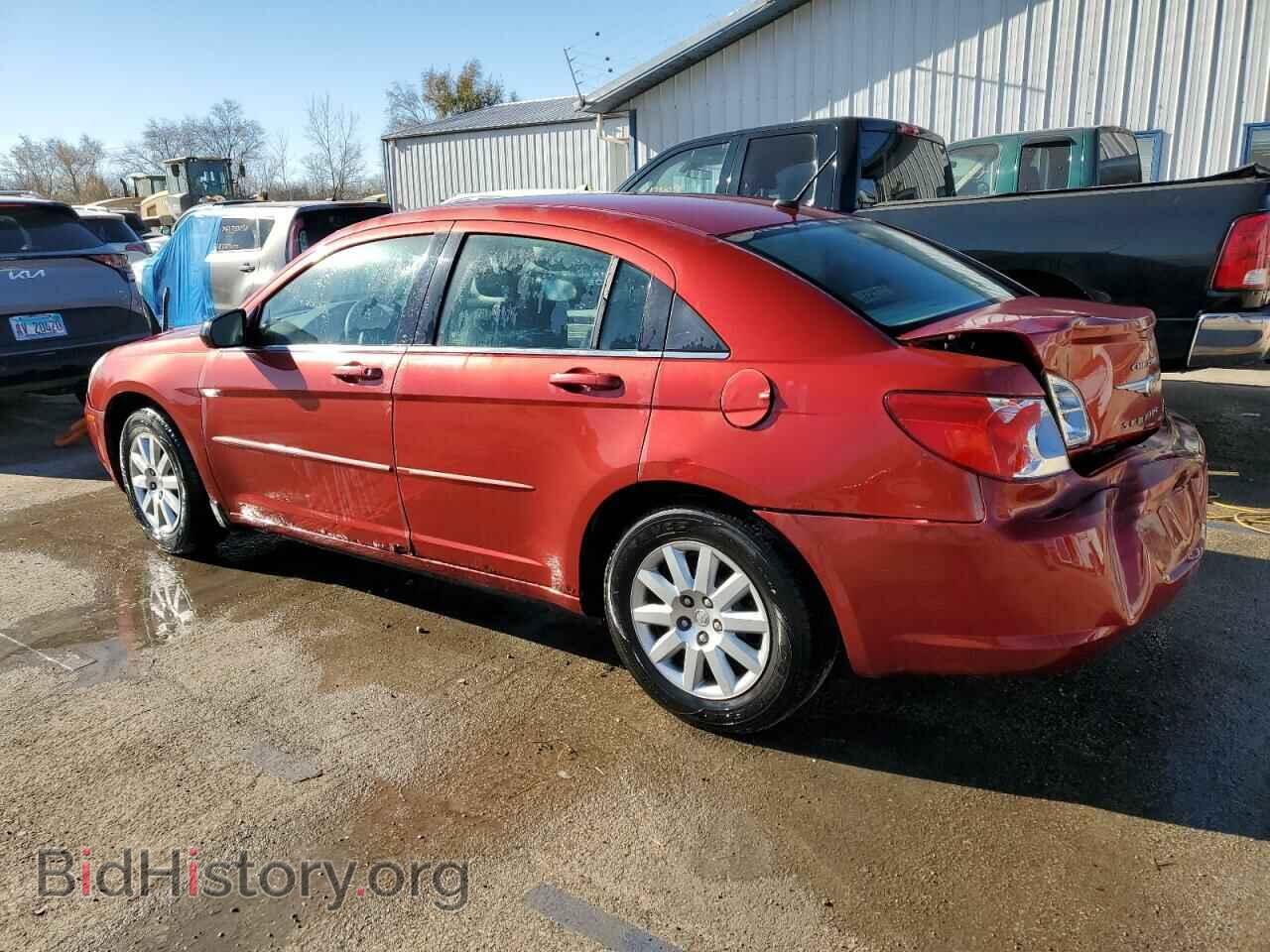 2010 CHRYSLER SEBRING - VIN: 1C3CC4FB0AN146928 - Фото 2