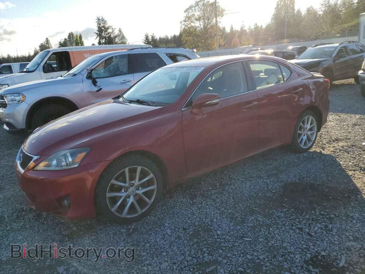 Фотография JTHCF5C21C5054399 - LEXUS IS 2012