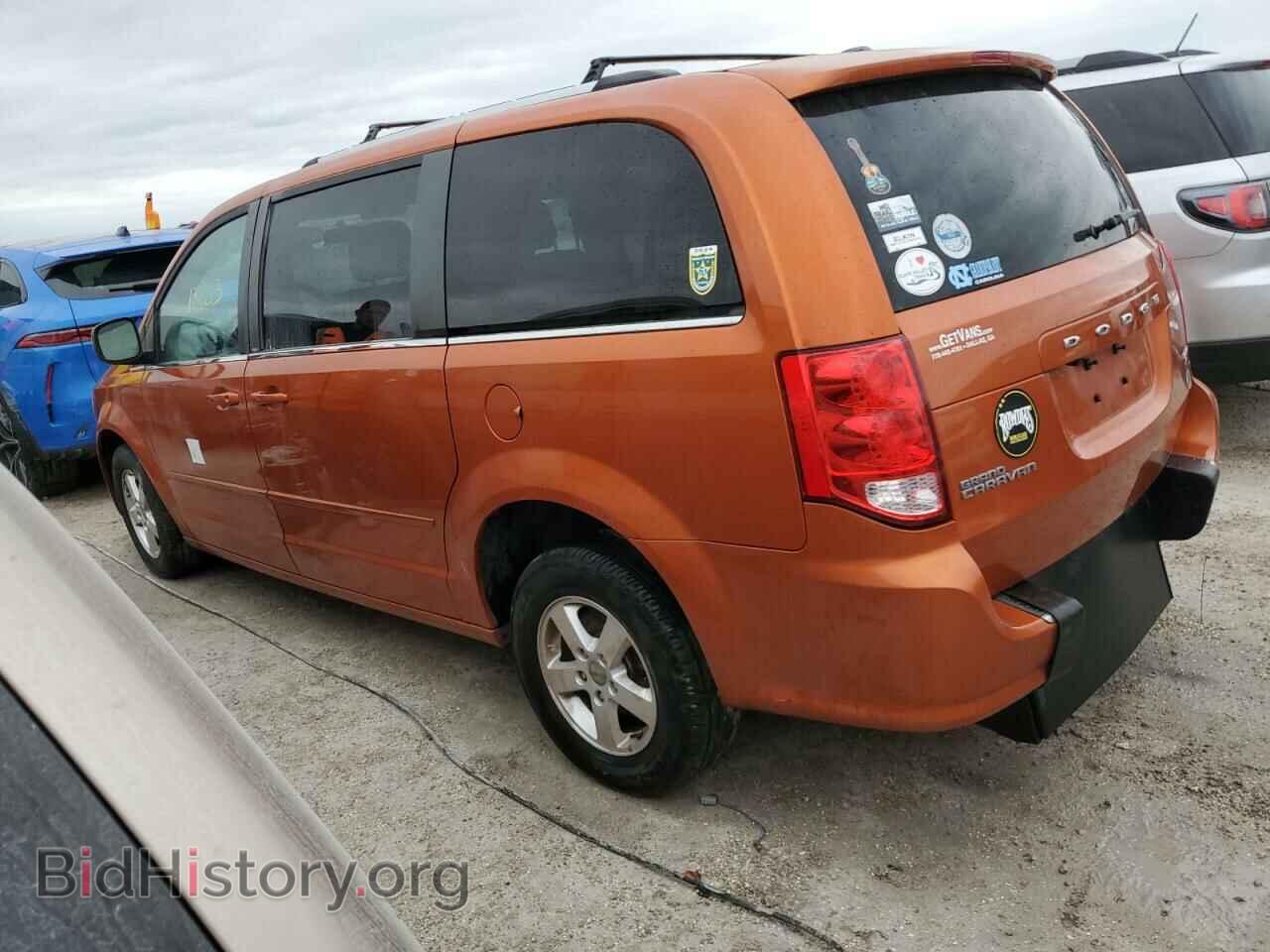 2011 DODGE CARAVAN - VIN: 2D4RN5DG1BR667653 - Фото 2