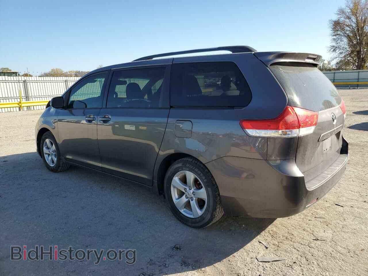 2012 TOYOTA All Models - VIN: 5TDKK3DC6CS211245 - Фото 2
