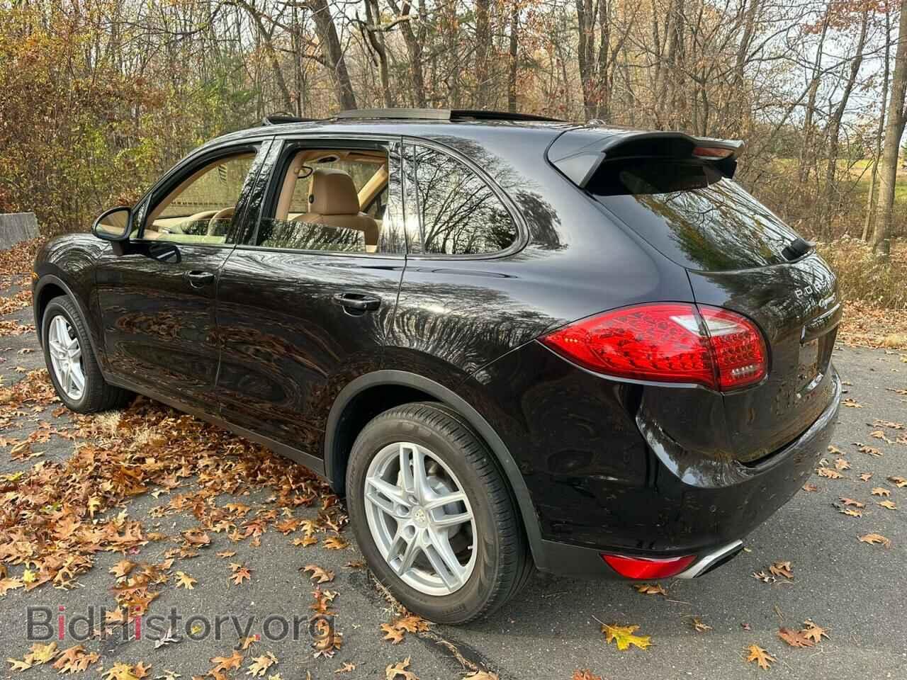 2011 PORSCHE CAYENNE - VIN: WP1AB2A24BLA55903 - Фото 2