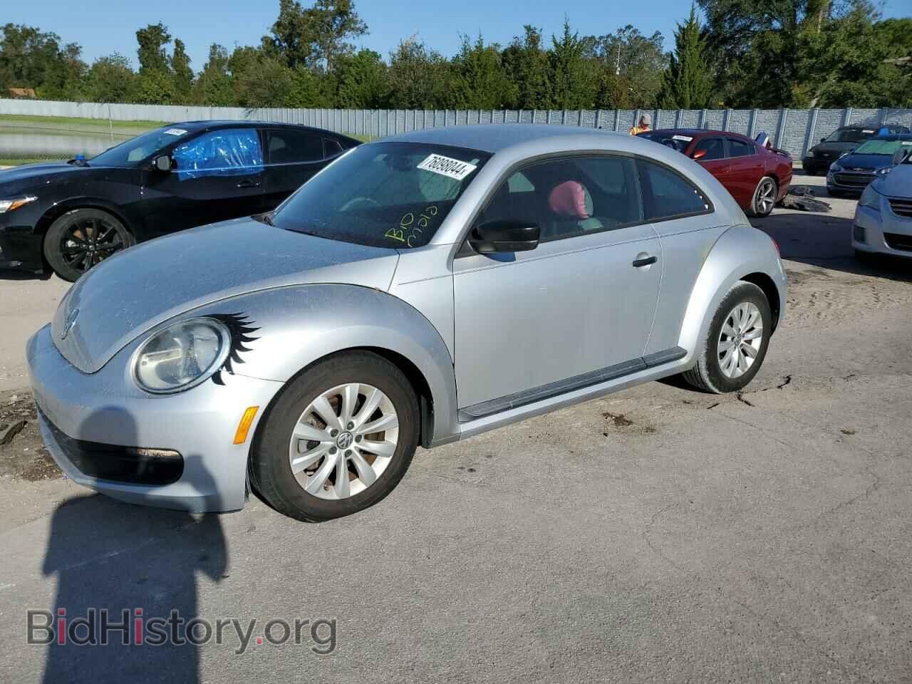 Photo 3VWFP7AT9EM624985 - VOLKSWAGEN BEETLE 2014