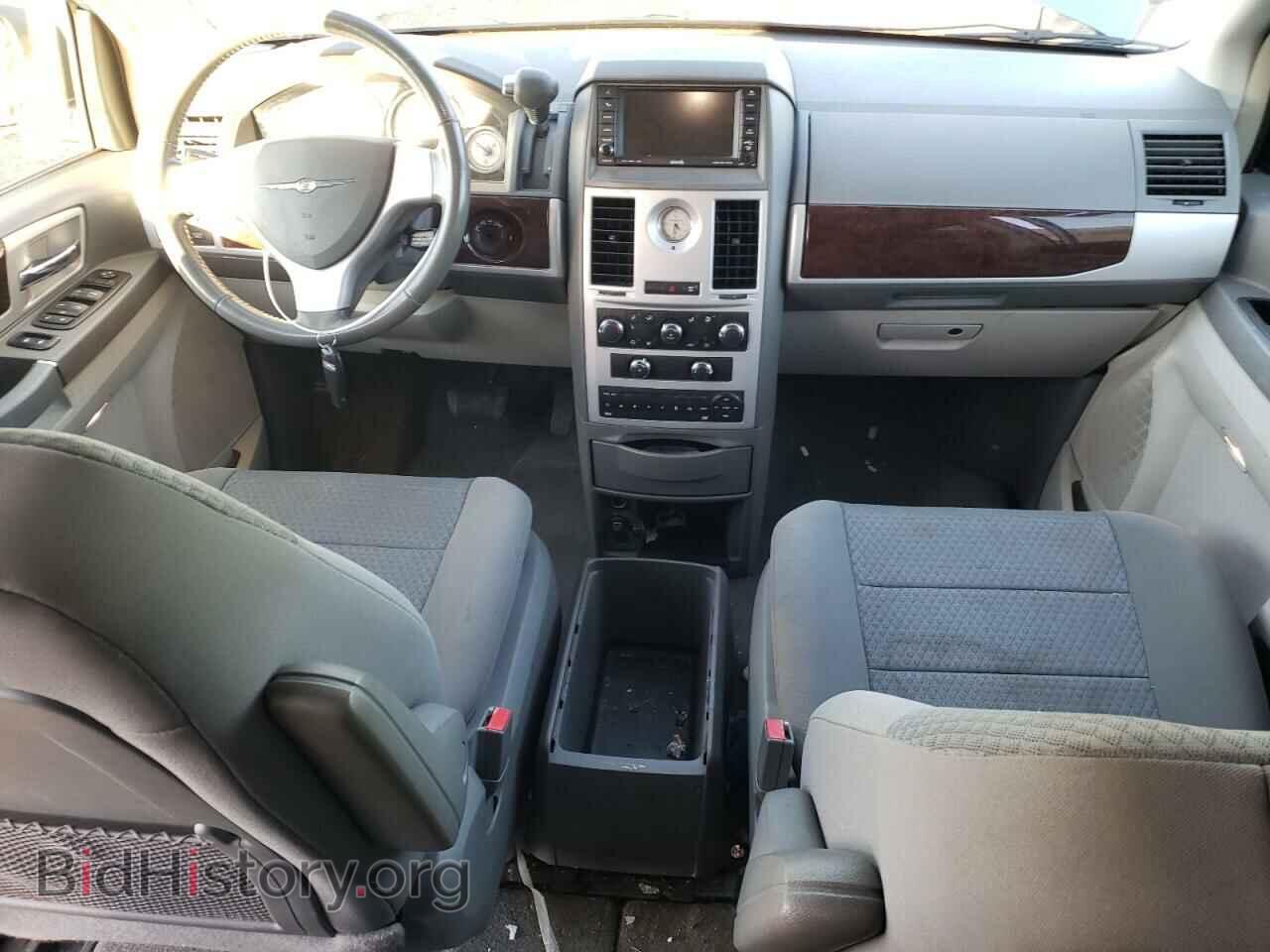 2010 CHRYSLER MINIVAN - VIN: 2A4RR5D10AR391889 - Photo 8