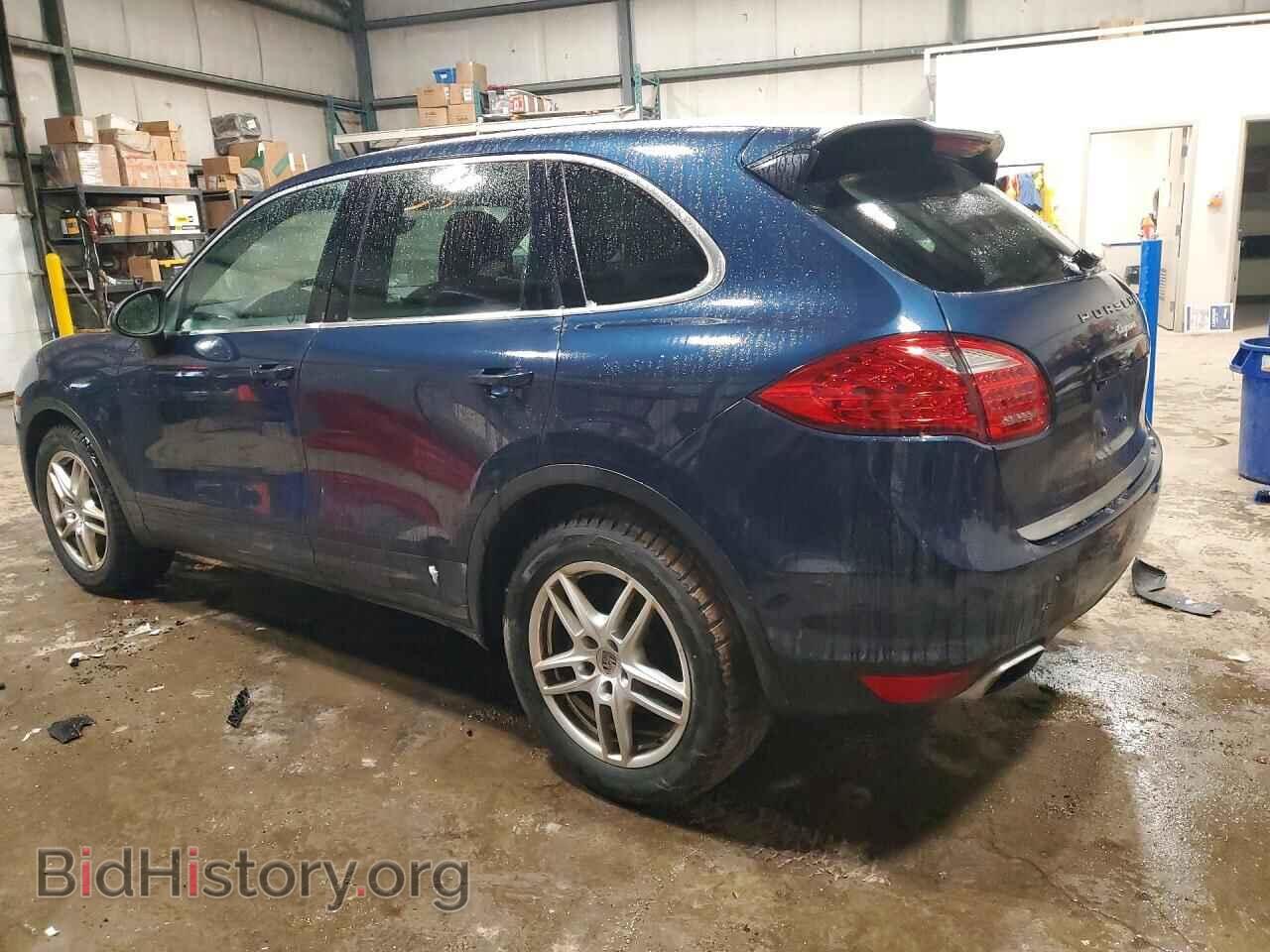 2011 PORSCHE CAYENNE - VIN: WP1AA2A2XBLA06529 - Photo 2