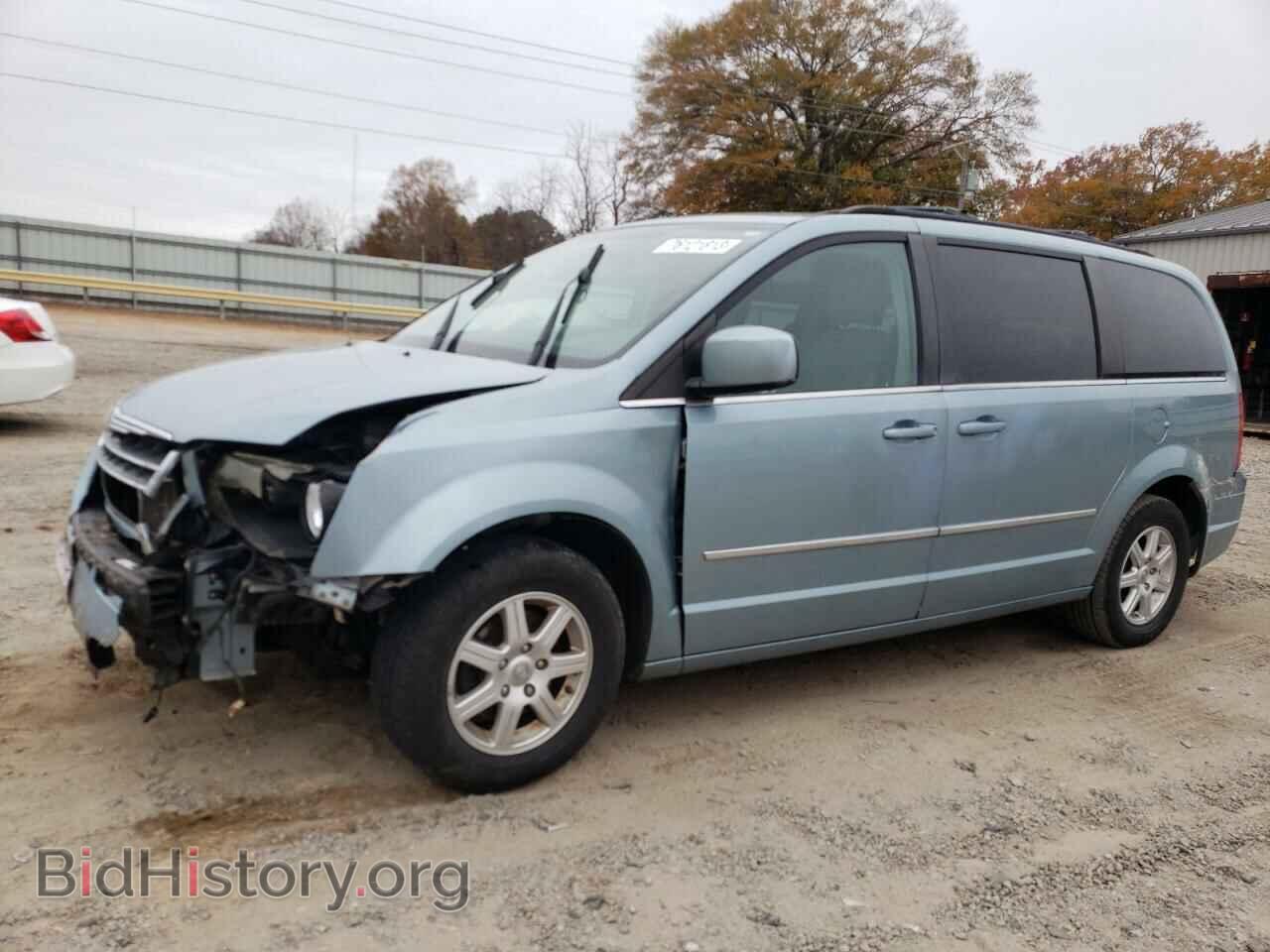 Photo 2A4RR5D18AR358168 - CHRYSLER MINIVAN 2010