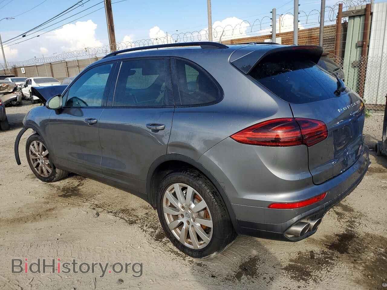 2016 PORSCHE CAYENNE - VIN: WP1AB2A21GLA95590 - Фото 2