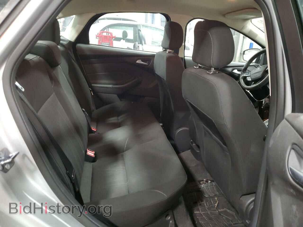 2018 FORD FOCUS - VIN: 1FADP3FE5JL223741 - Photo 10