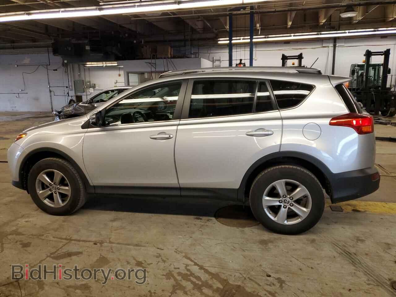 2015 TOYOTA RAV4 - VIN: 2T3RFREV3FW263473 - Фото 2