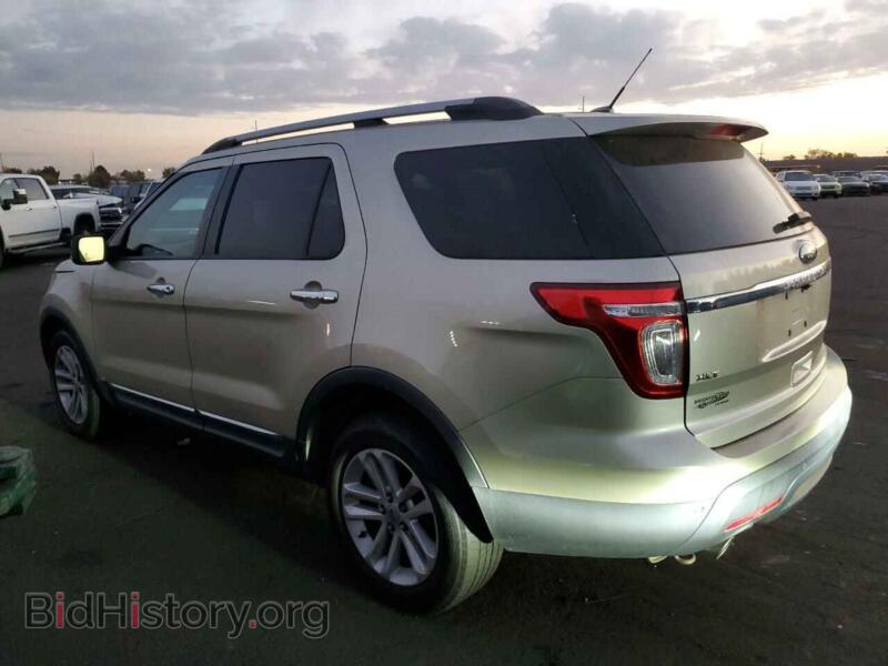2011 Ford EXPLORER (VIN 1FMHK8D80BGA76139) — фото 2 из 13