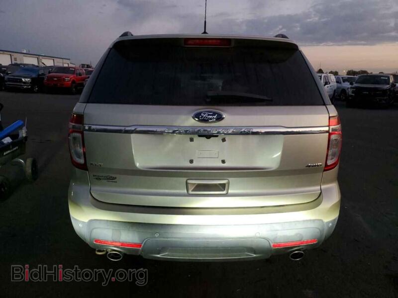 2011 Ford EXPLORER (VIN 1FMHK8D80BGA76139) — фото 6 из 13
