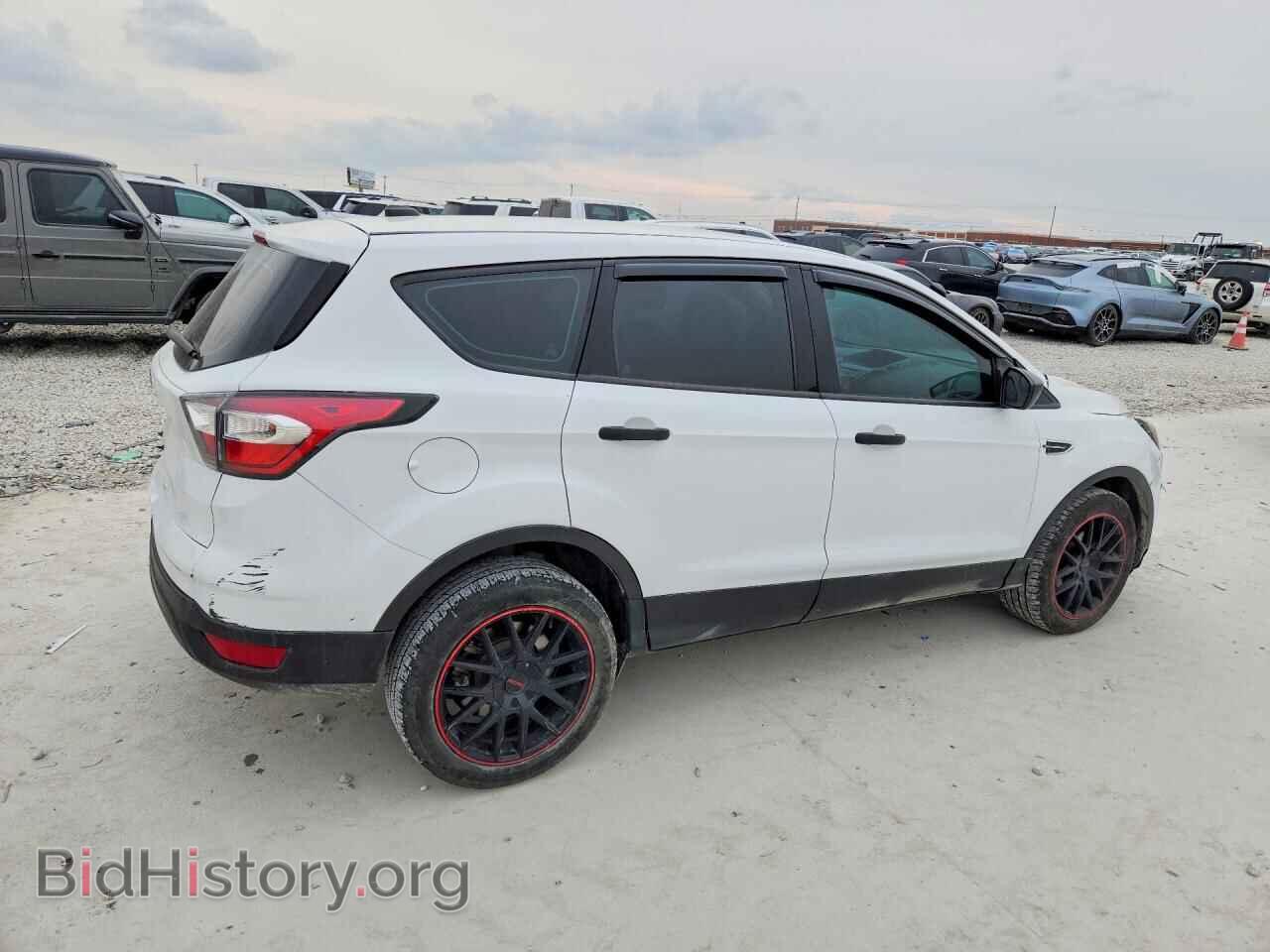 2017 FORD ESCAPE - VIN: 1FMCU0F72HUB60189 - Фото 3