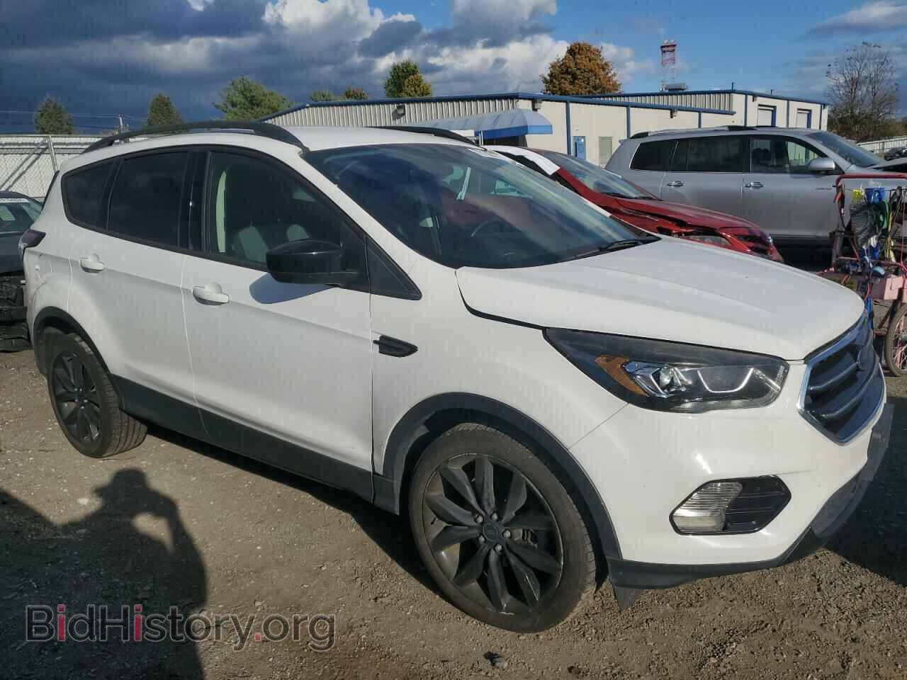 2017 FORD ESCAPE - VIN: 1FMCU0GD2HUC30715 - Фото 4
