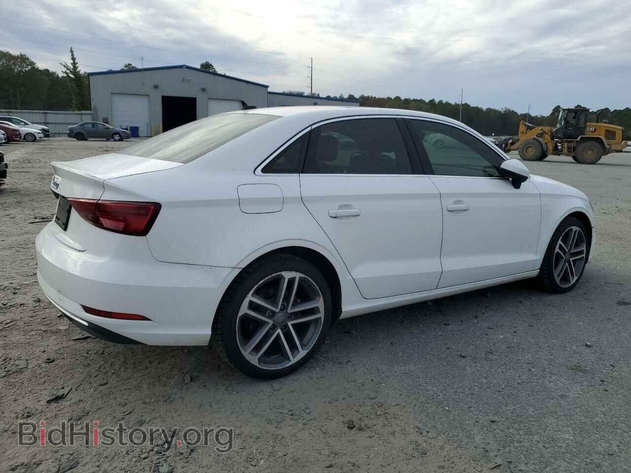 2019 AUDI A3 - VIN: WAUAUGFF2K1010570 - Фото 3