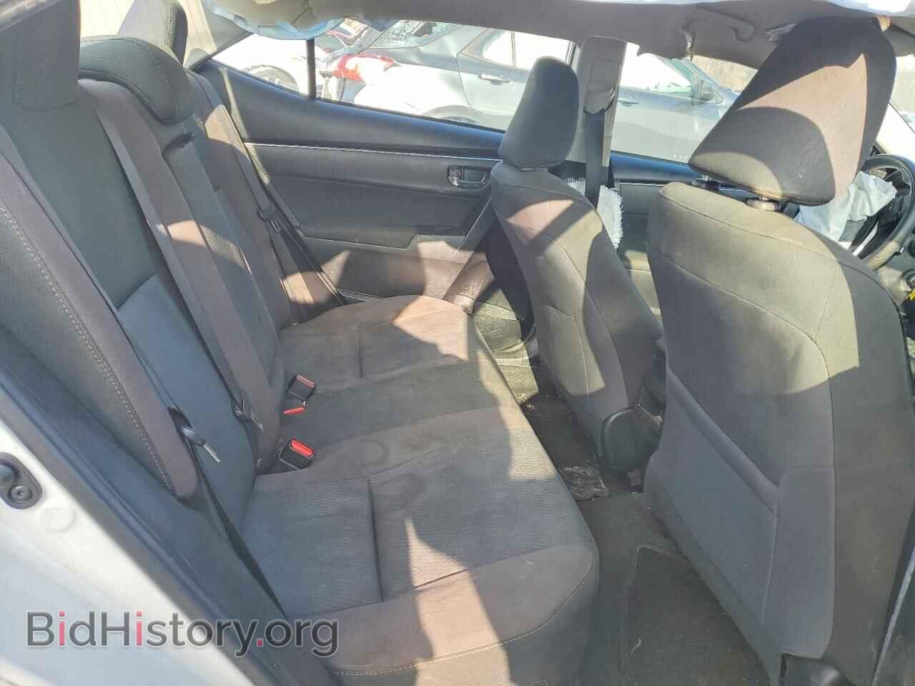 2018 TOYOTA COROLLA - VIN: 5YFBURHEXJP825889 - Фото 10