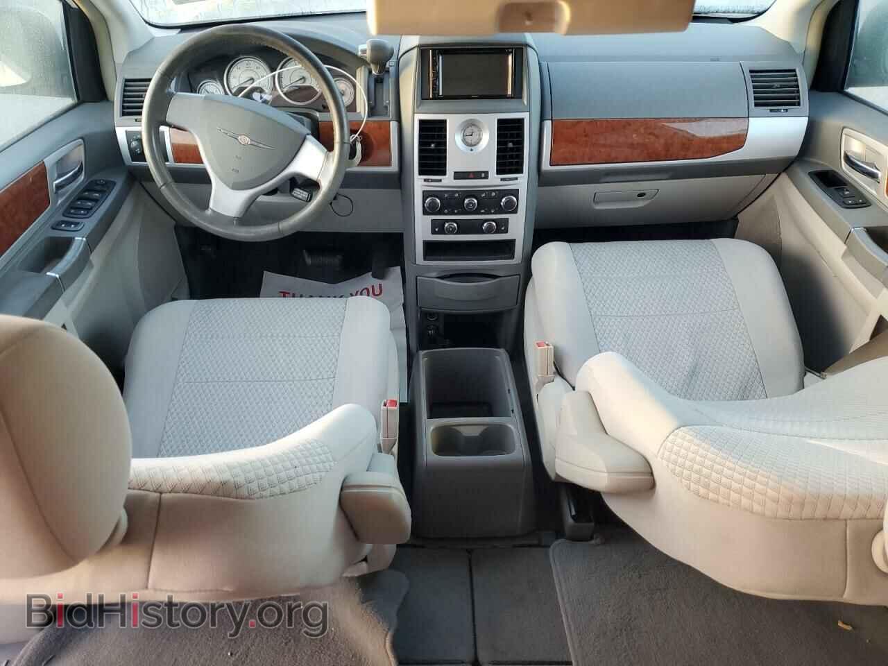 2009 CHRYSLER MINIVAN - VIN: 2A8HR54159R552856 - Фото 8