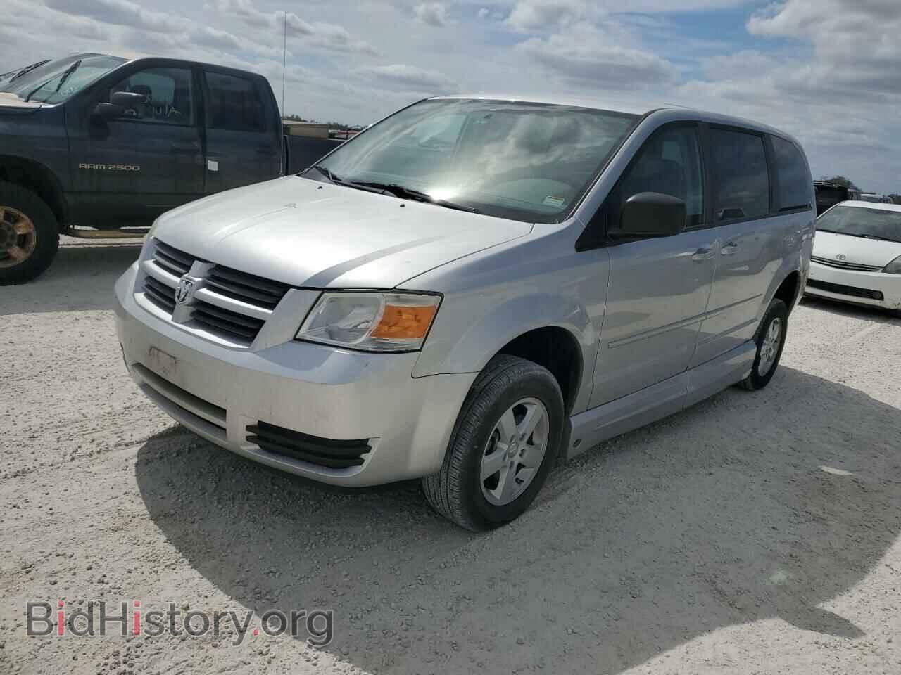 Photo 2D4RN4DE1AR256874 - DODGE CARAVAN 2010