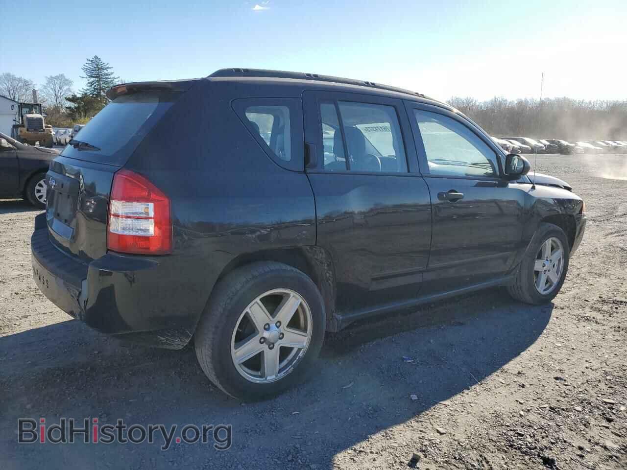 2010 JEEP COMPASS - VIN: 1J4NT4FB5AD514024 - Photo 3