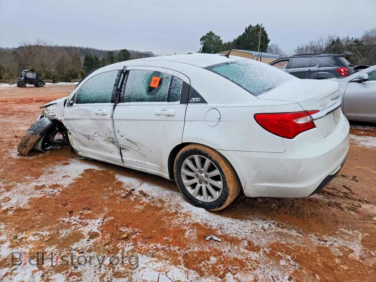 2013 CHRYSLER 200 - VIN: 1C3CCBBB7DN684802 - Photo 2