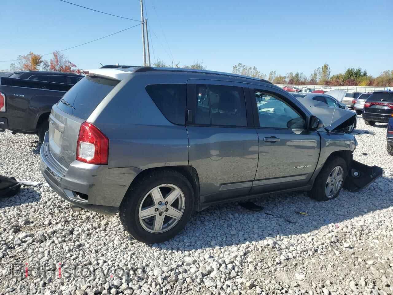 2012 JEEP COMPASS - VIN: 1C4NJDCB1CD506702 - Photo 3