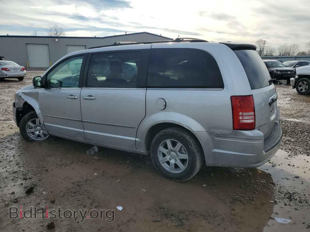 2010 CHRYSLER MINIVAN - VIN: 2A4RR5DX1AR124183 - Фото 2