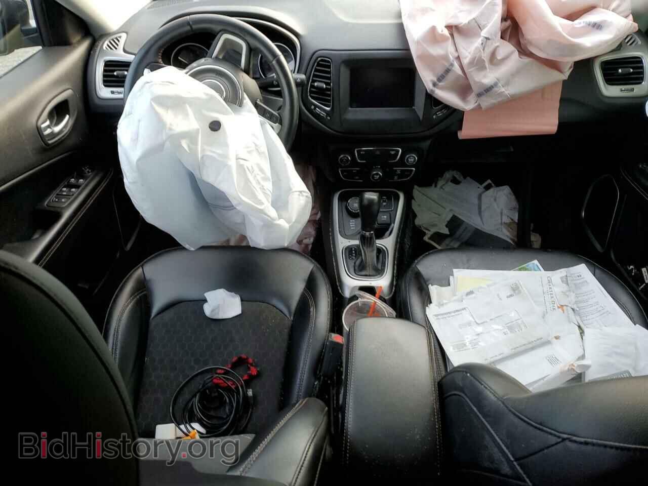 2018 JEEP COMPASS - VIN: 3C4NJDBBXJT150419 - Фото 8