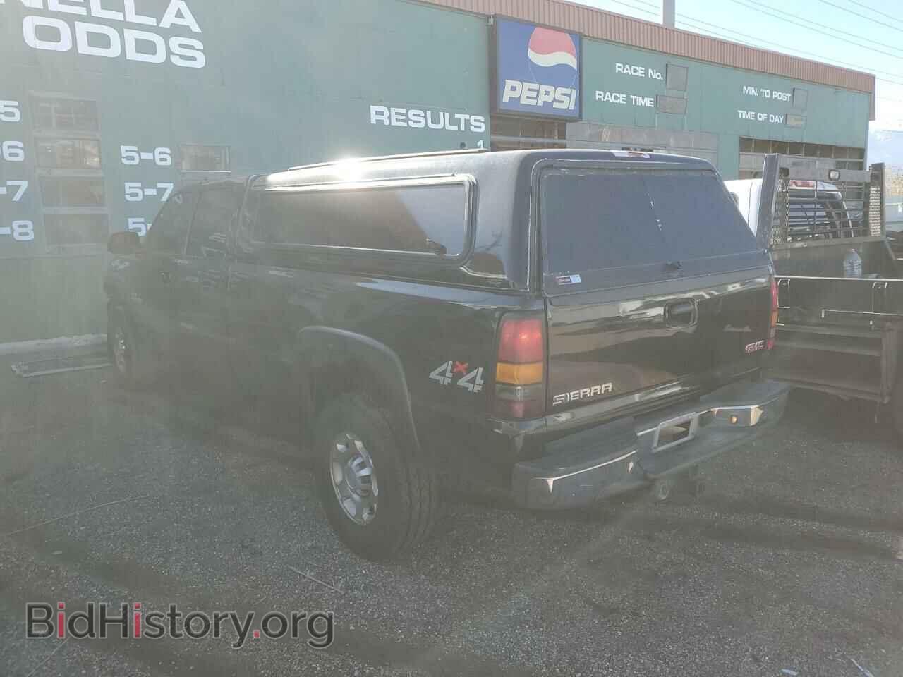 2006 GMC SIERRA - VIN: 1GTHK33246F112186 - Фото 2