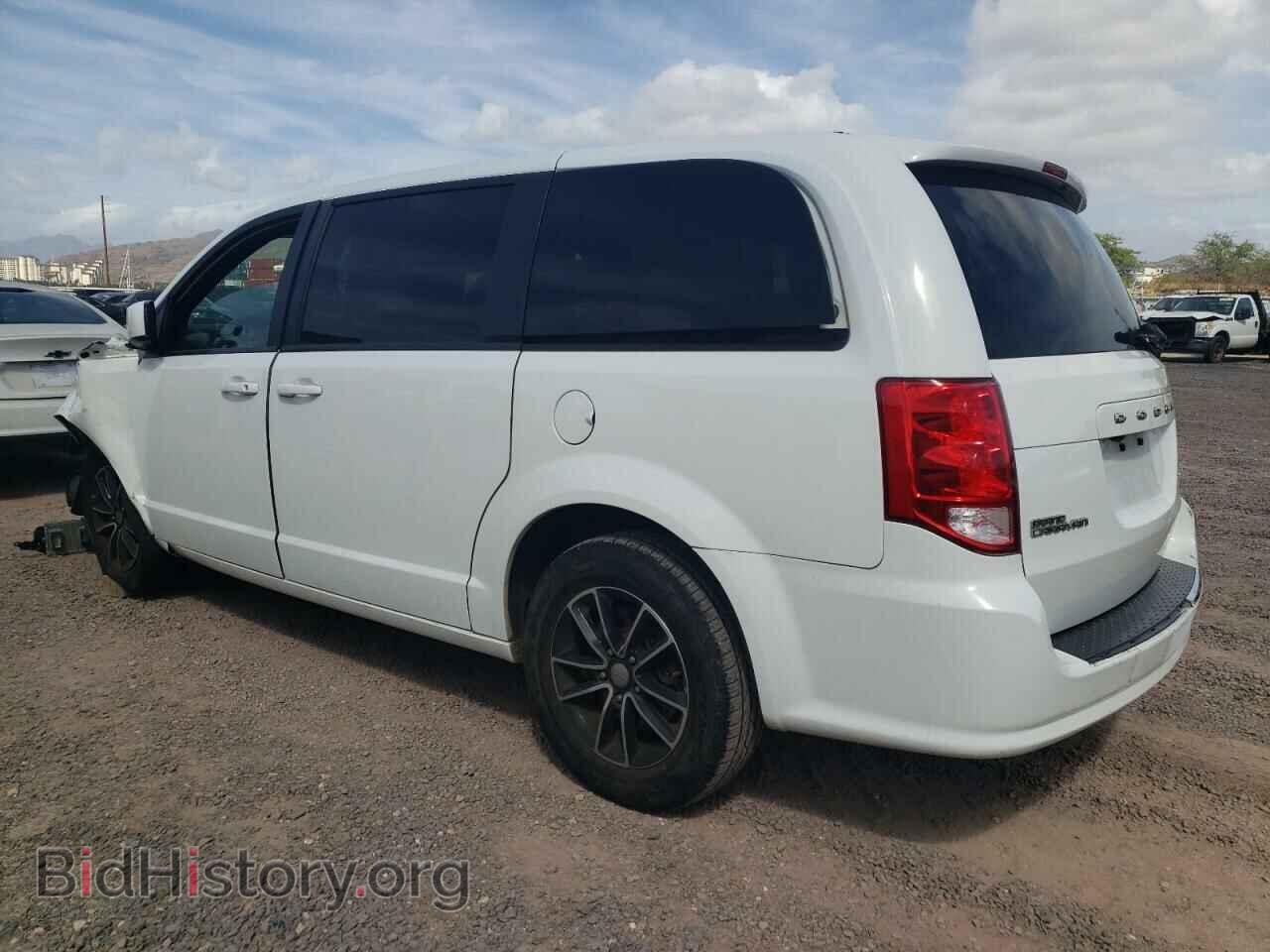 2018 DODGE CARAVAN - VIN: 2C4RDGEGXJR150375 - Фото 2