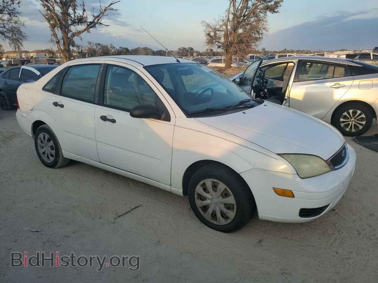 2007 FORD FOCUS - VIN: 1FAFP34N77W164632 - Фото 4