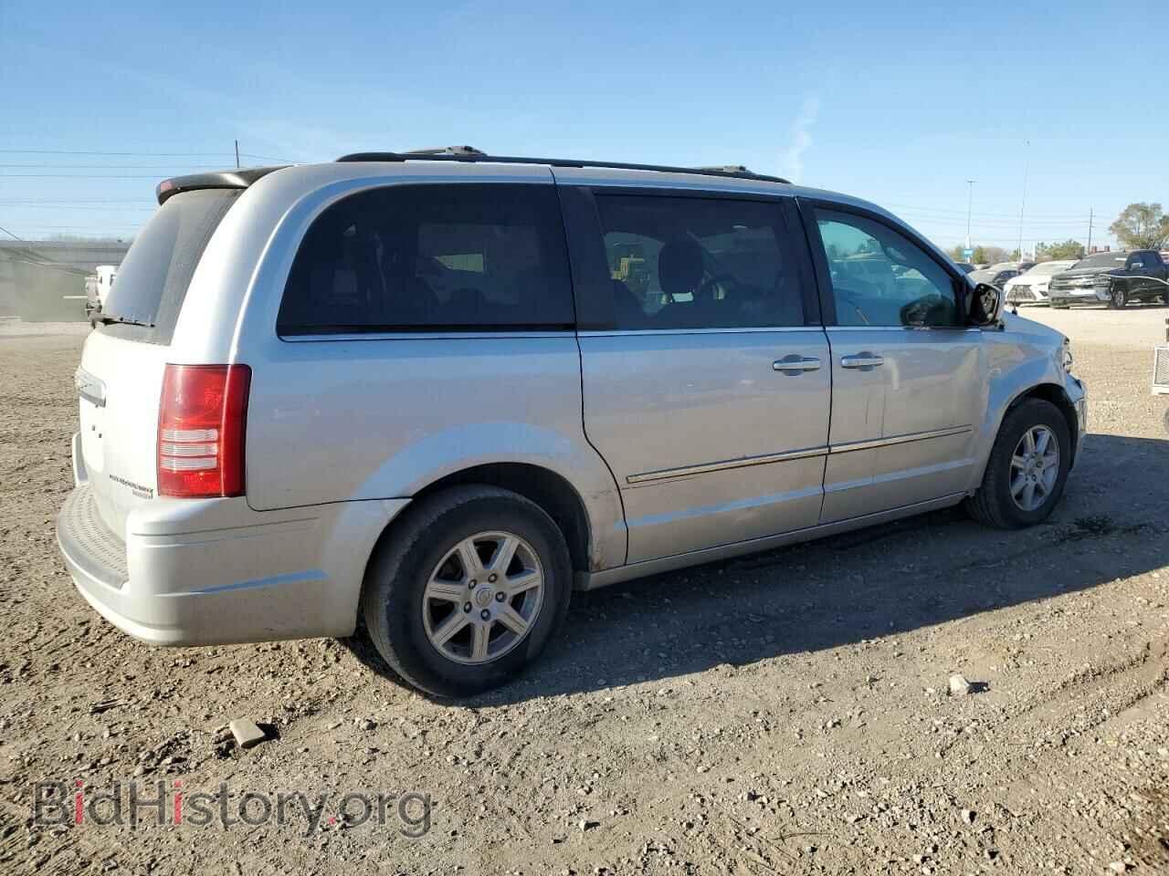 2010 CHRYSLER MINIVAN - VIN: 2A4RR5D10AR128284 - Фото 3