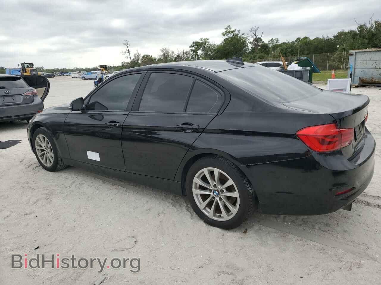 2017 BMW 3 SERIES - VIN: WBA8E1G3XHNU15719 - Фото 2