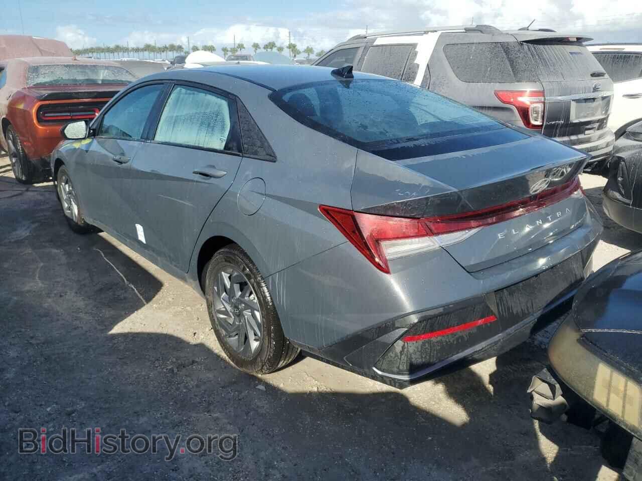 2024 HYUNDAI ELANTRA - VIN: KMHLM4DG5RU772995 - Фото 2