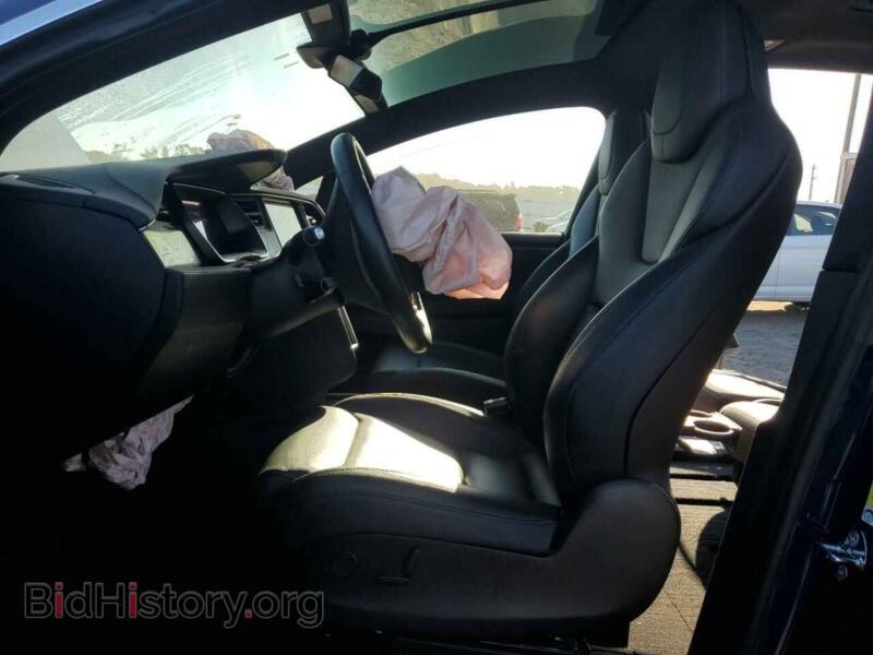 2018 Tesla MODEL X (VIN 5YJXCAE24JF140822) — фото 7 из 13