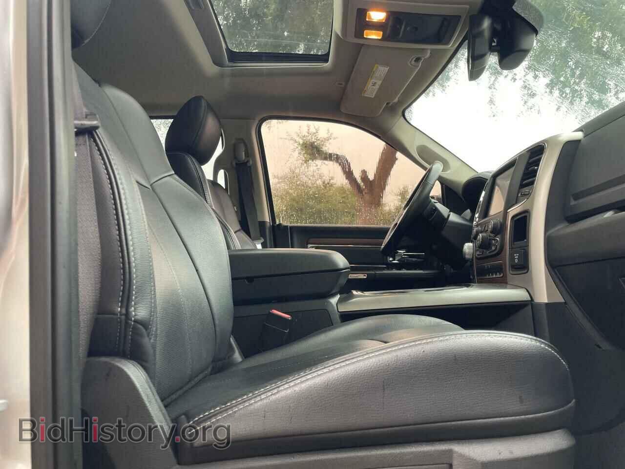 2017 RAM 1500 - VIN: 1C6RR7MT2HS565724 - Фото 5