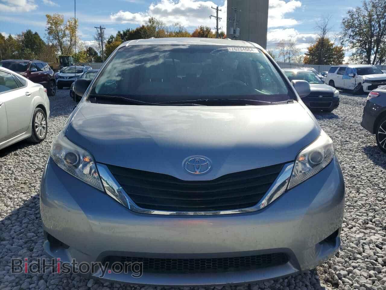 2011 TOYOTA All Models - VIN: 5TDKK3DCXBS115875 - Фото 5