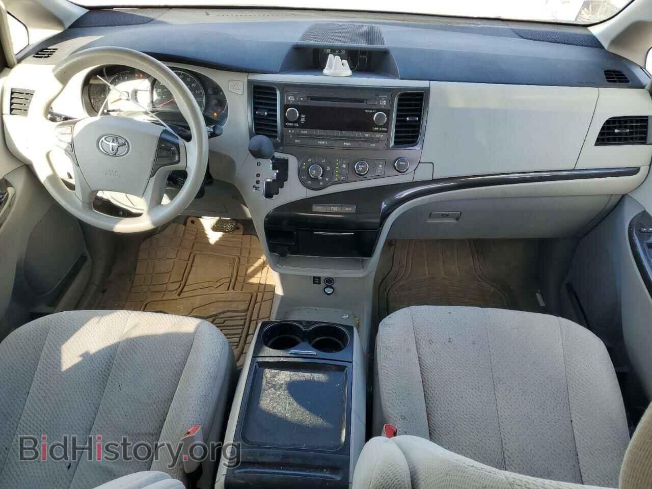 2011 TOYOTA All Models - VIN: 5TDKK3DCXBS115875 - Фото 8