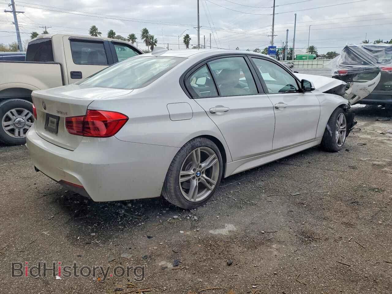 2018 BMW 3 SERIES - VIN: WBA8B9C53JEE82797 - Photo 3