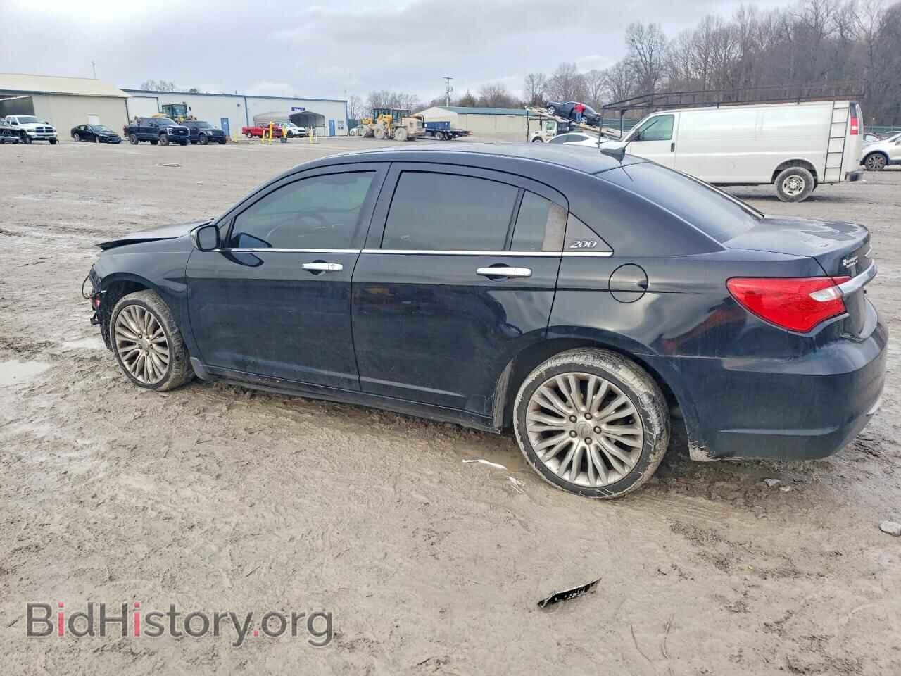 2011 CHRYSLER 200 - VIN: 1C3BC2FB9BN571825 - Фото 2