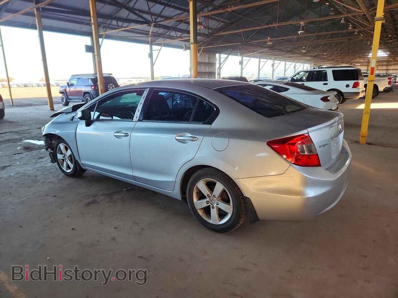 2012 HONDA CIVIC - VIN: 2HGFB2F57CH585020 - Фото 2