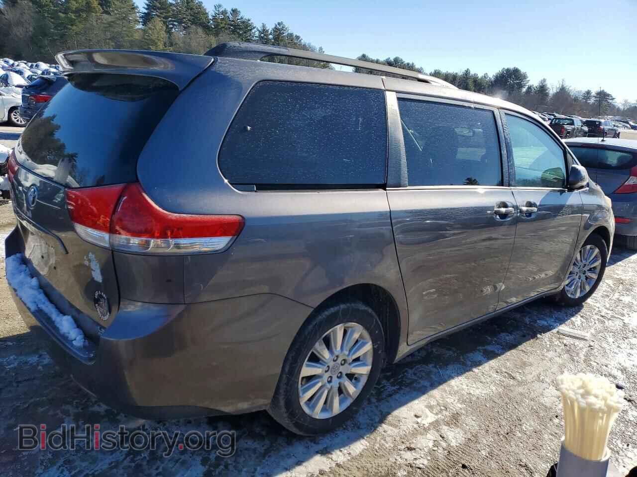 2011 TOYOTA All Models - VIN: 5TDJK3DC5BS005408 - Фото 3