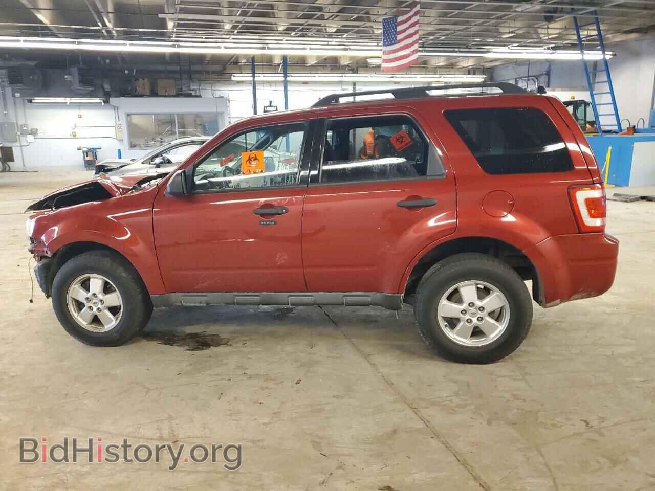 2010 FORD ESCAPE - VIN: 1FMCU0D79AKD10092 - Фото 2