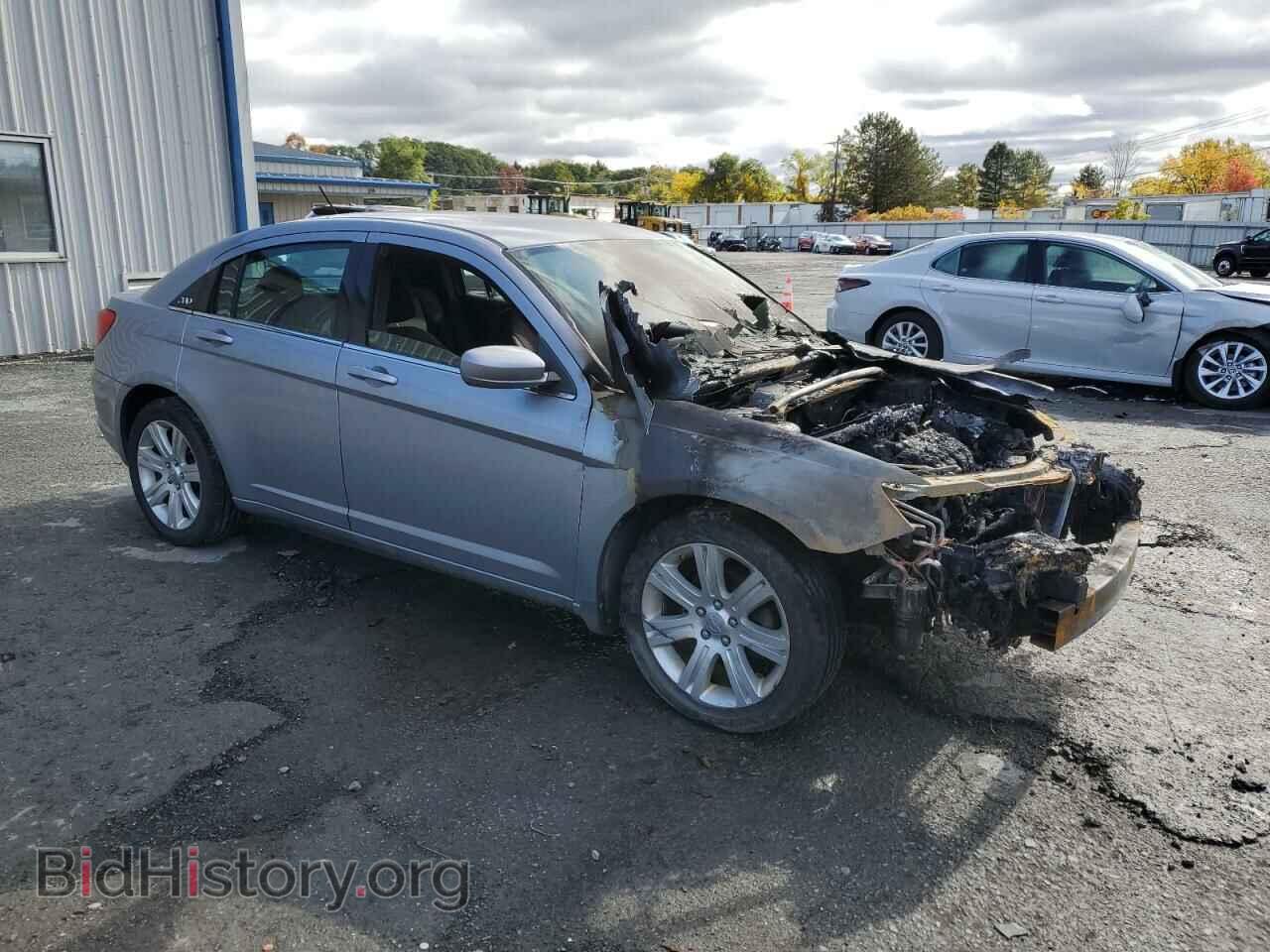 2013 CHRYSLER 200 - VIN: 1C3CCBABXDN697982 - Фото 4