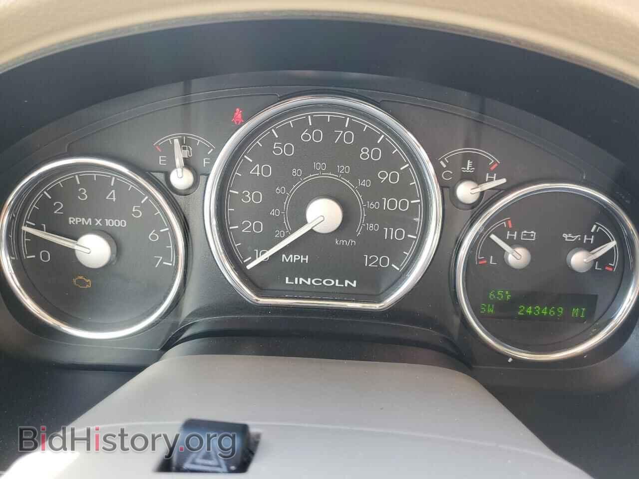 2006 LINCOLN MARK LT - VIN: 5LTPW18596FJ06906 - Photo 9